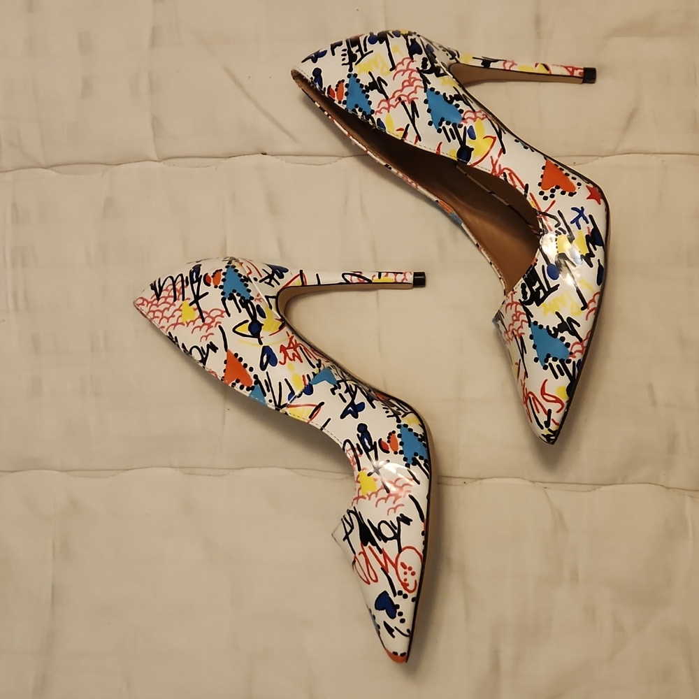 Rouge Helium Multicolor Graphic Heels